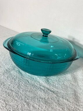 Vintage PYREX Peacock Teal Basketweave Casserole Dish With Matching Lid 2 Quart